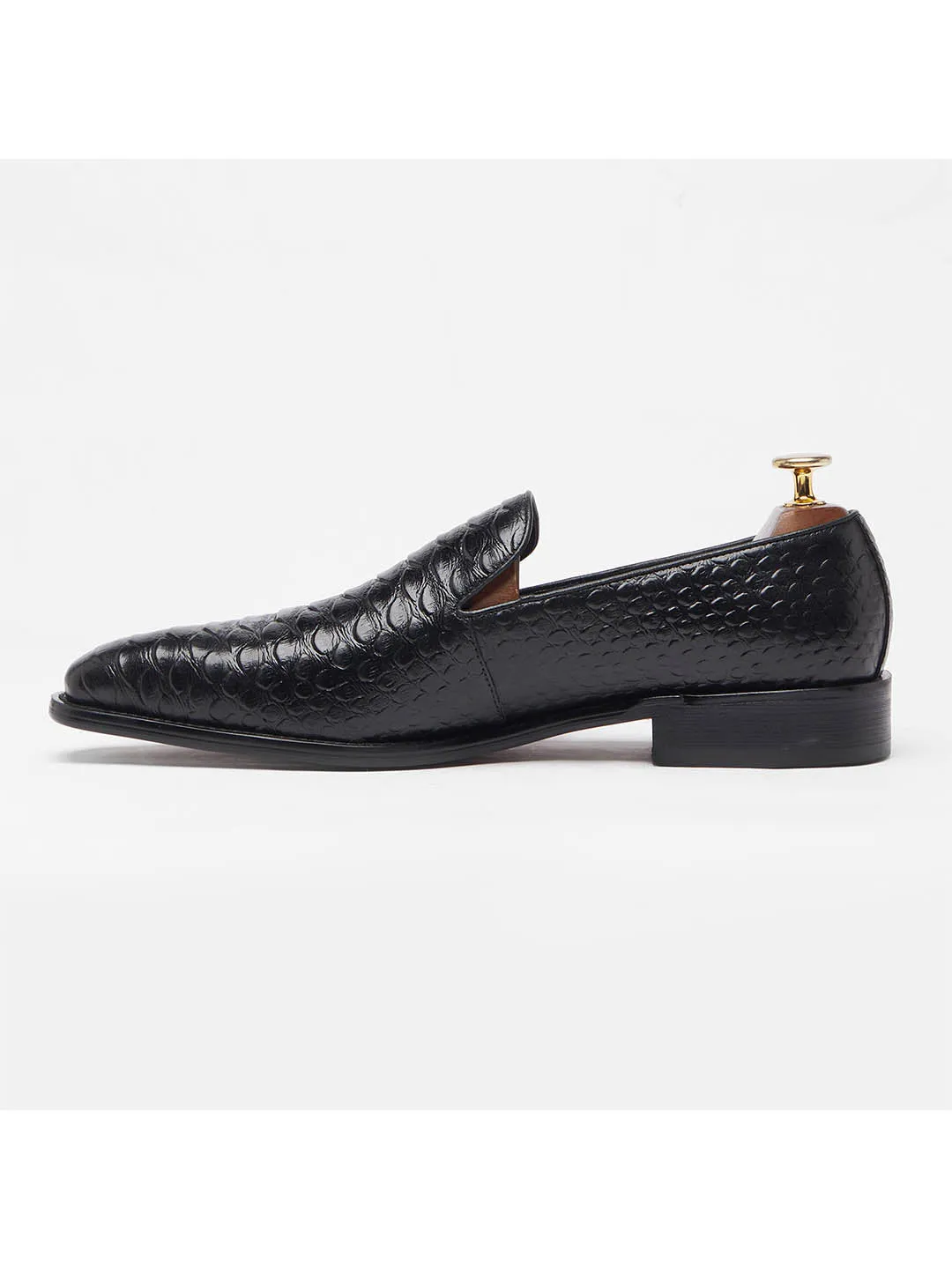 Alligator Slip on Black