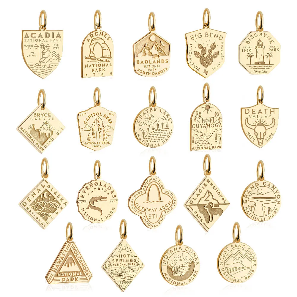 Arches National Park Charm, Solid Gold Enamel