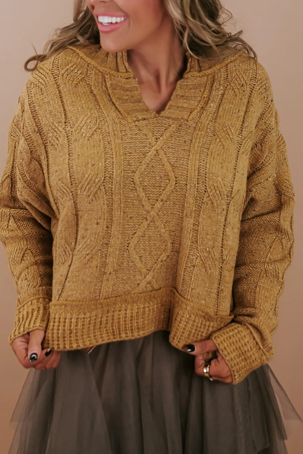 Chic V-Neck Knit Sweater, Heathered Mustard