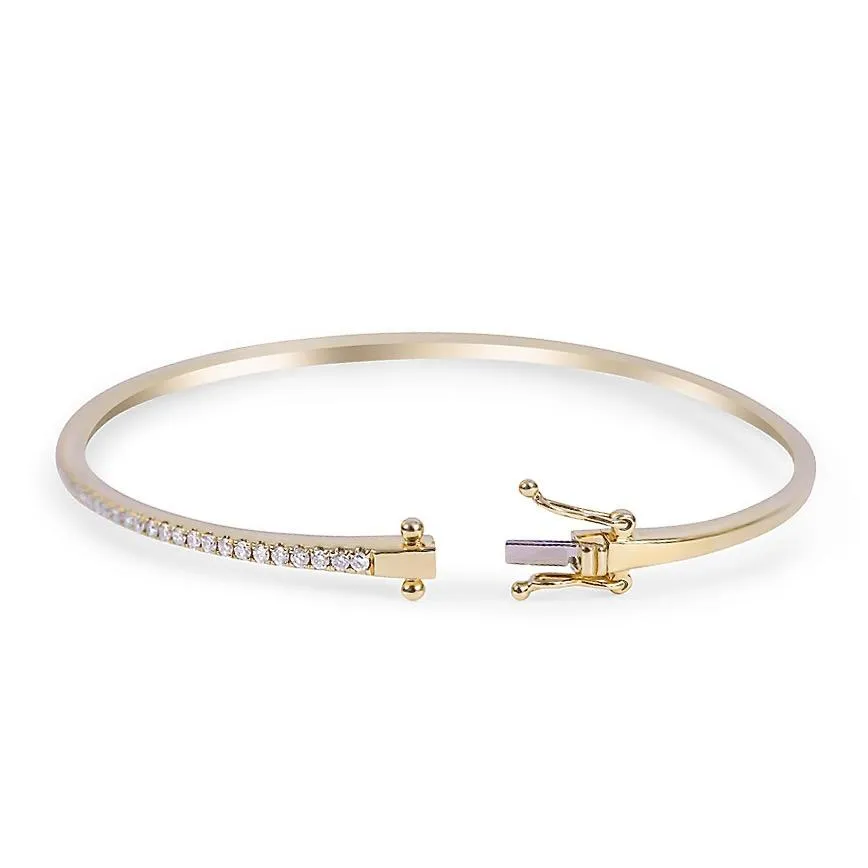 CLASSIC DIAMOND BANGLE