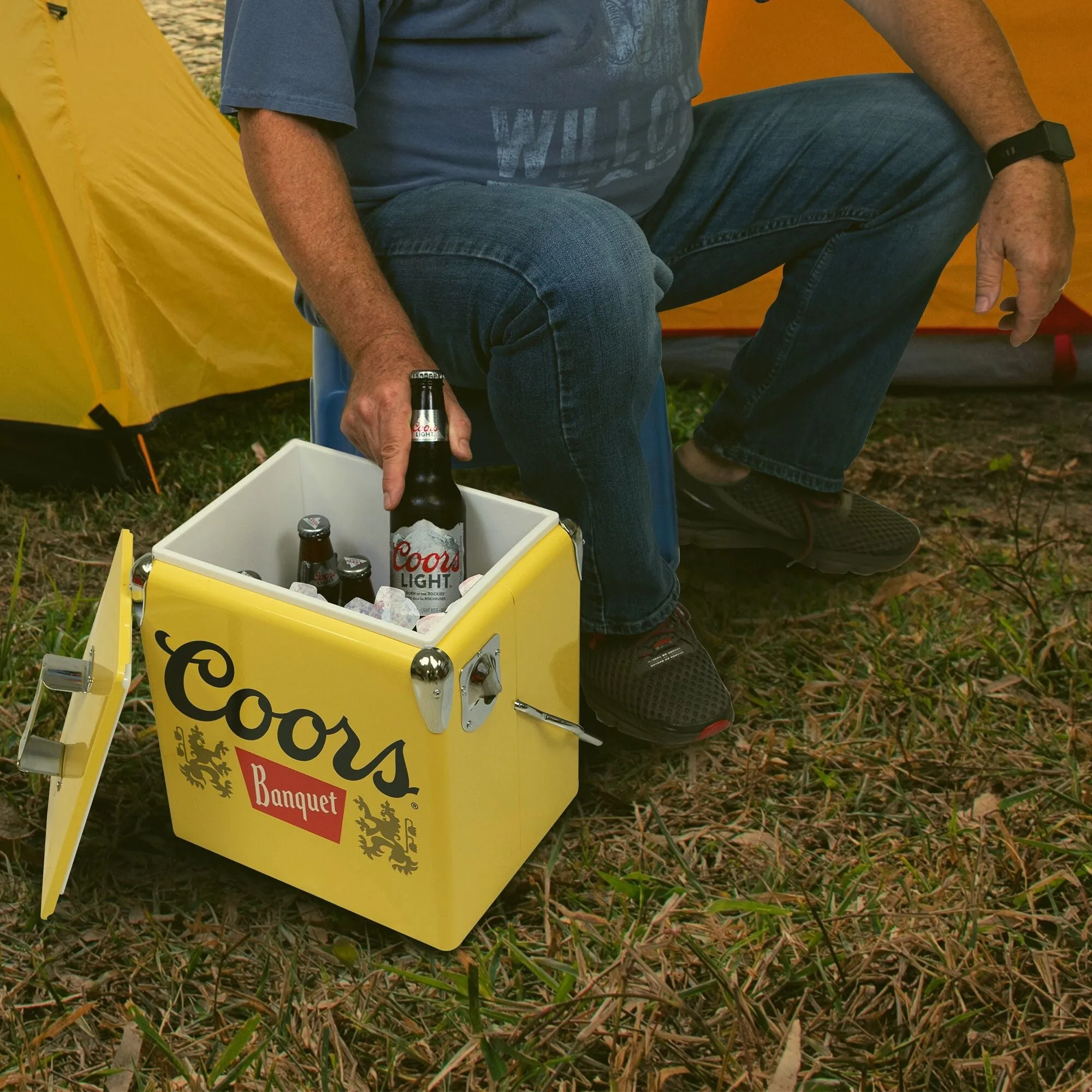 Coors Banquet Retro Ice Chest Cooler with Bottle Opener 13L (14 qt), 18 Can Capacity, Yellow and Silver, Vintage Style Ice Bucket for Camping, Beach, Picnic, RV, BBQs, Tailgating, Fishing