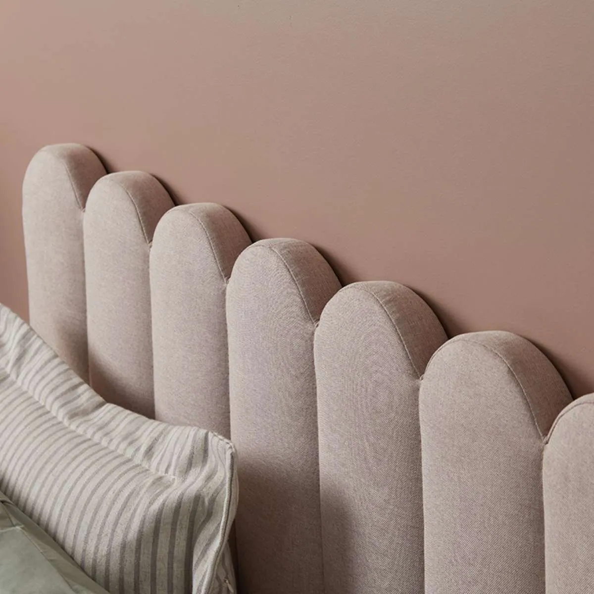 Fiona King Single Bed - Dusty Pink