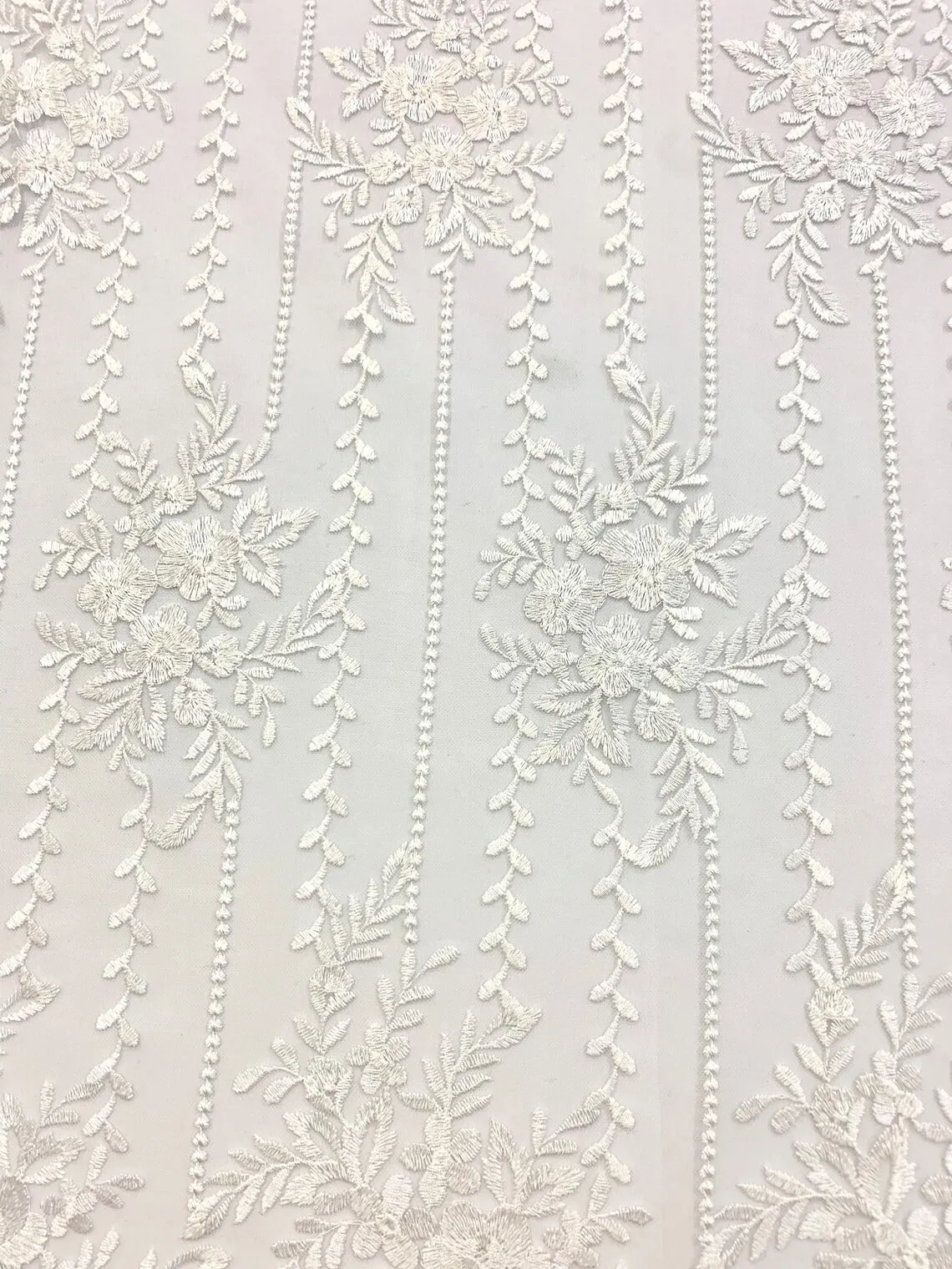 Flowers Floral White Lace Fabric / Embroidery Lace Mesh