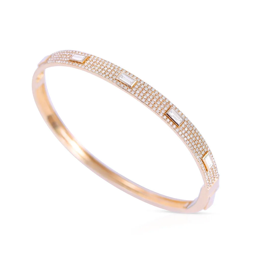 LULU DIAMOND PAVÉ BANGLE WITH INSET BAGUETTE DIAMONDS