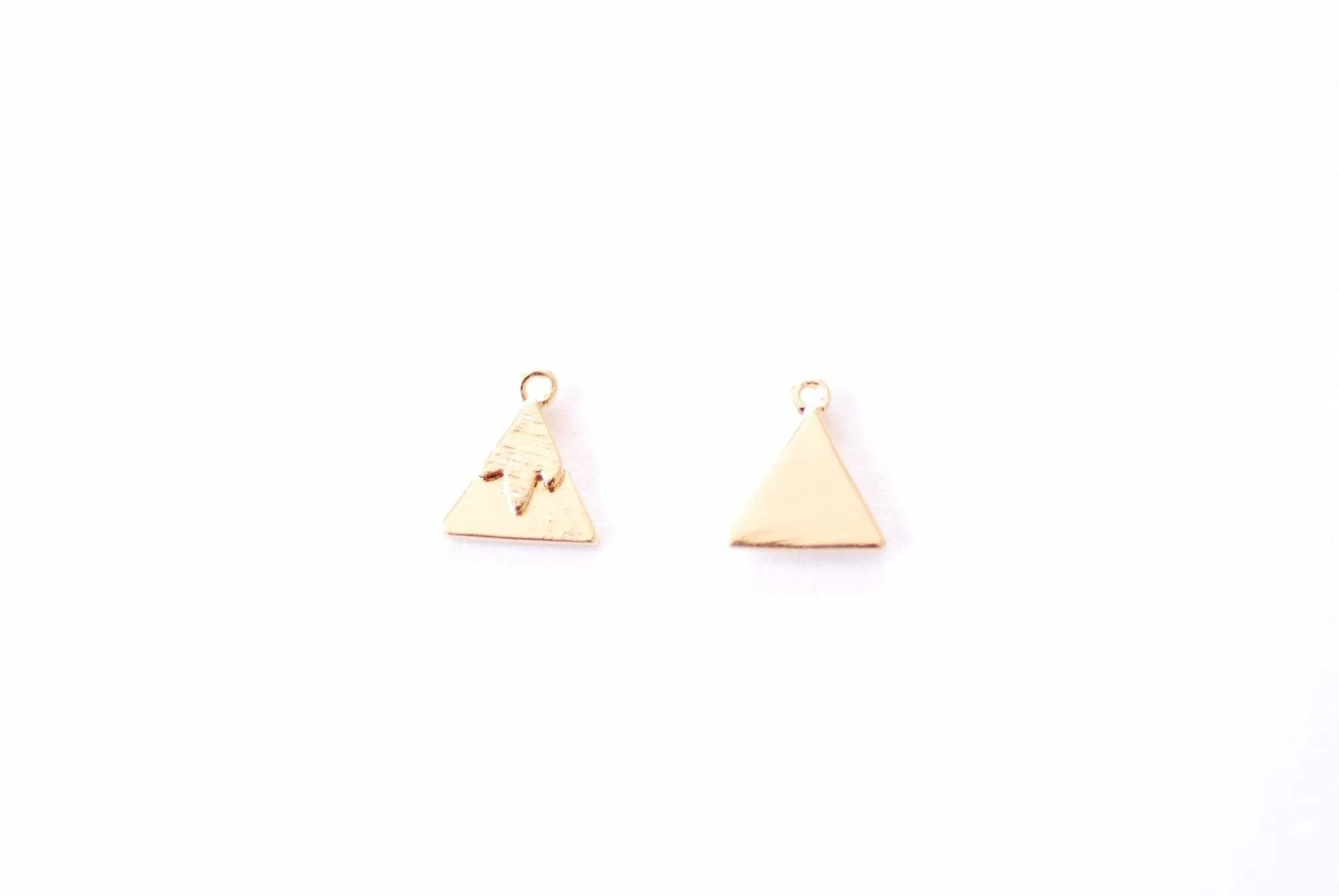 Mountain Range Triangle Charm | 16K Gold Plated over Brass | Dainty Small Snow Capped Mountain Nature Pendant Wholesale B335