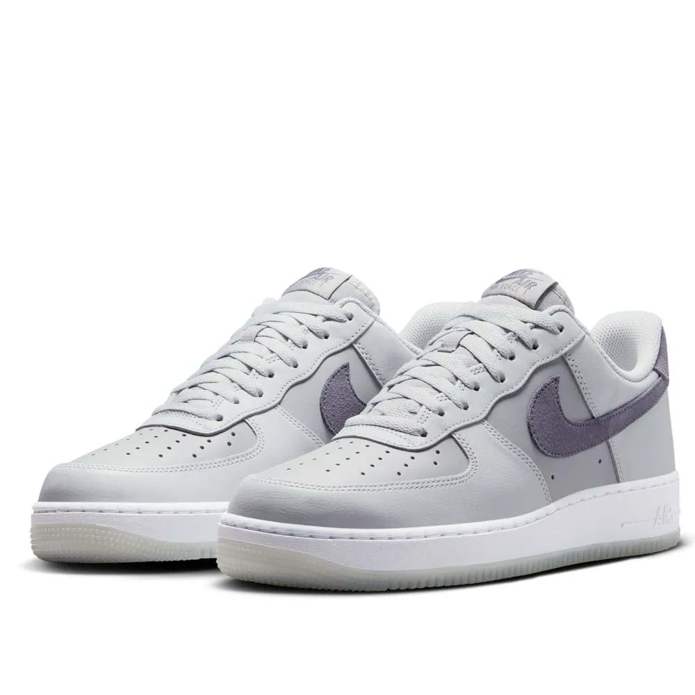 Nike Men's Air Force 1 '07 LV8 Shoes