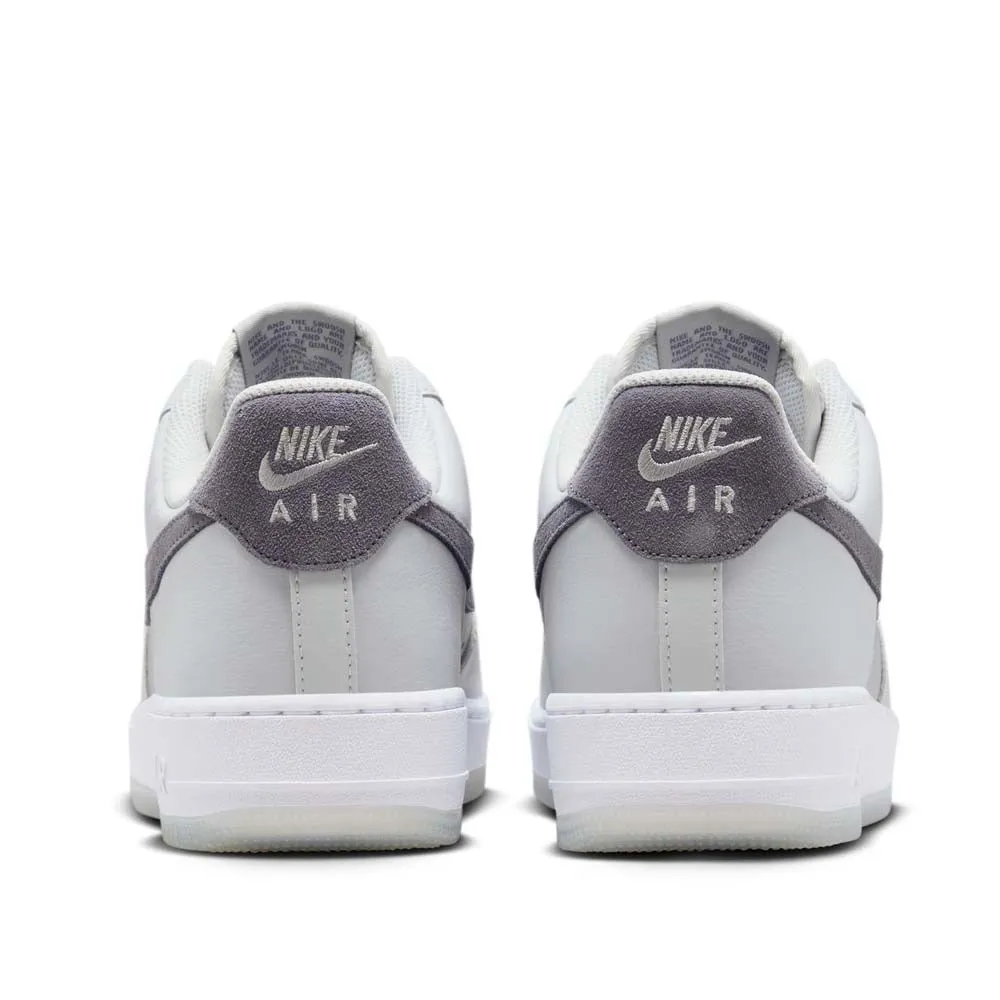 Nike Men's Air Force 1 '07 LV8 Shoes