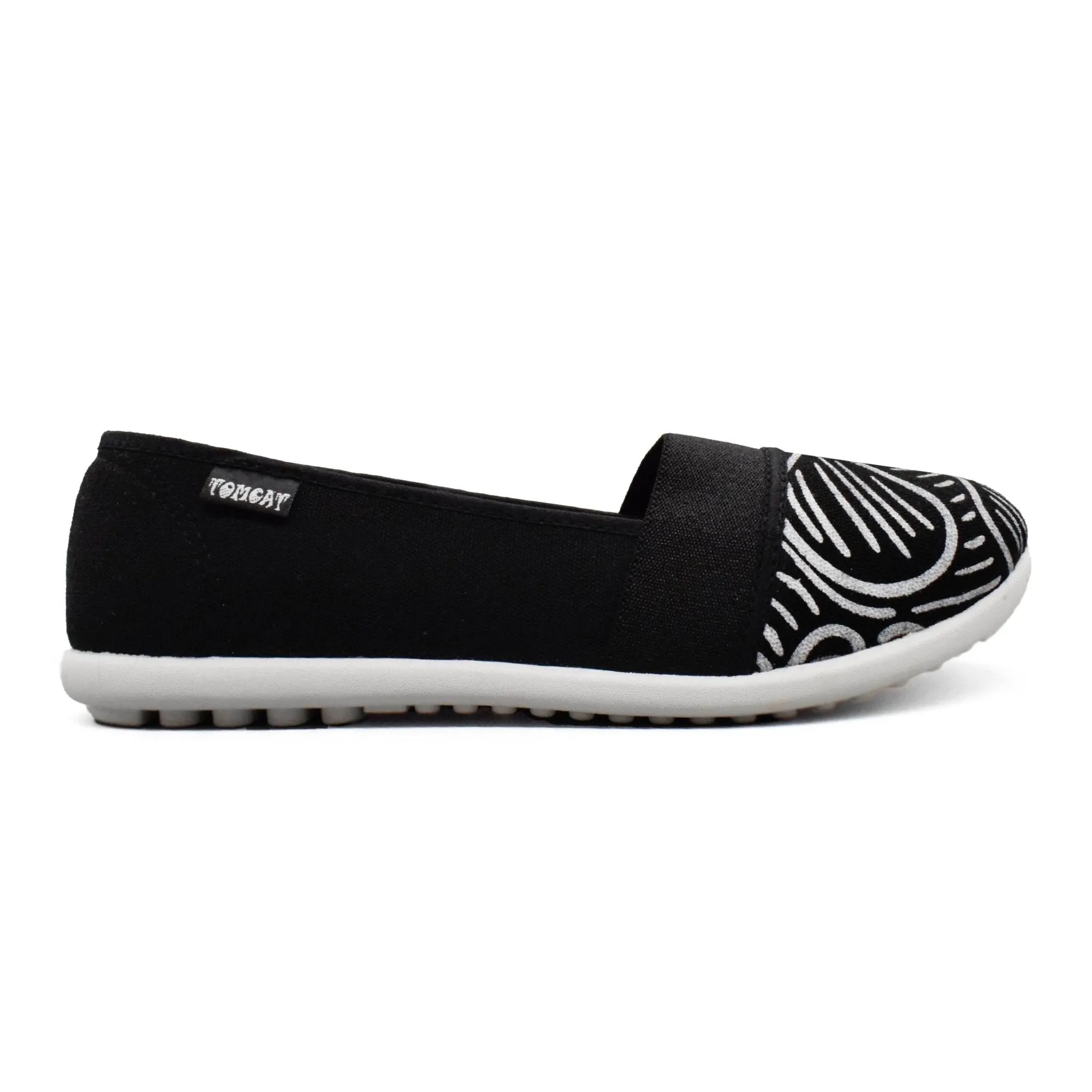 Tomcat Ivy Twist Canvas Shoes - Black